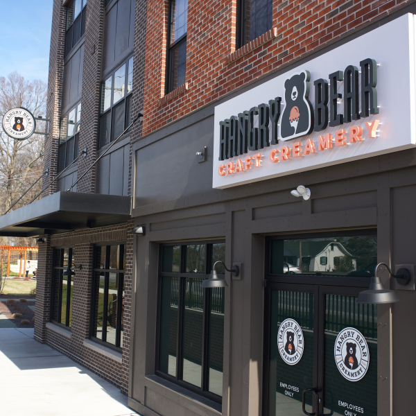 Vinyl Installation for Hangry Bear Craft Creamery