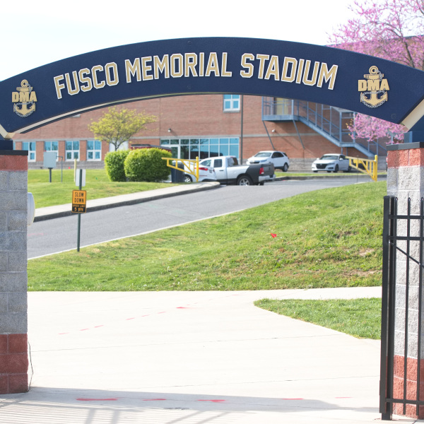 monument-sign-installation-in-wilmington-de-5